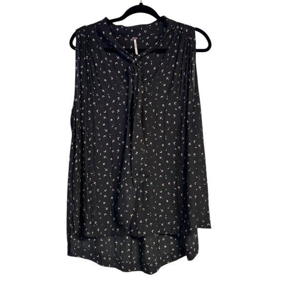 Free People Sleeveless Botanical Tie-Neck Blouse Top Size L ~ NWOT - Picture 2 of 7